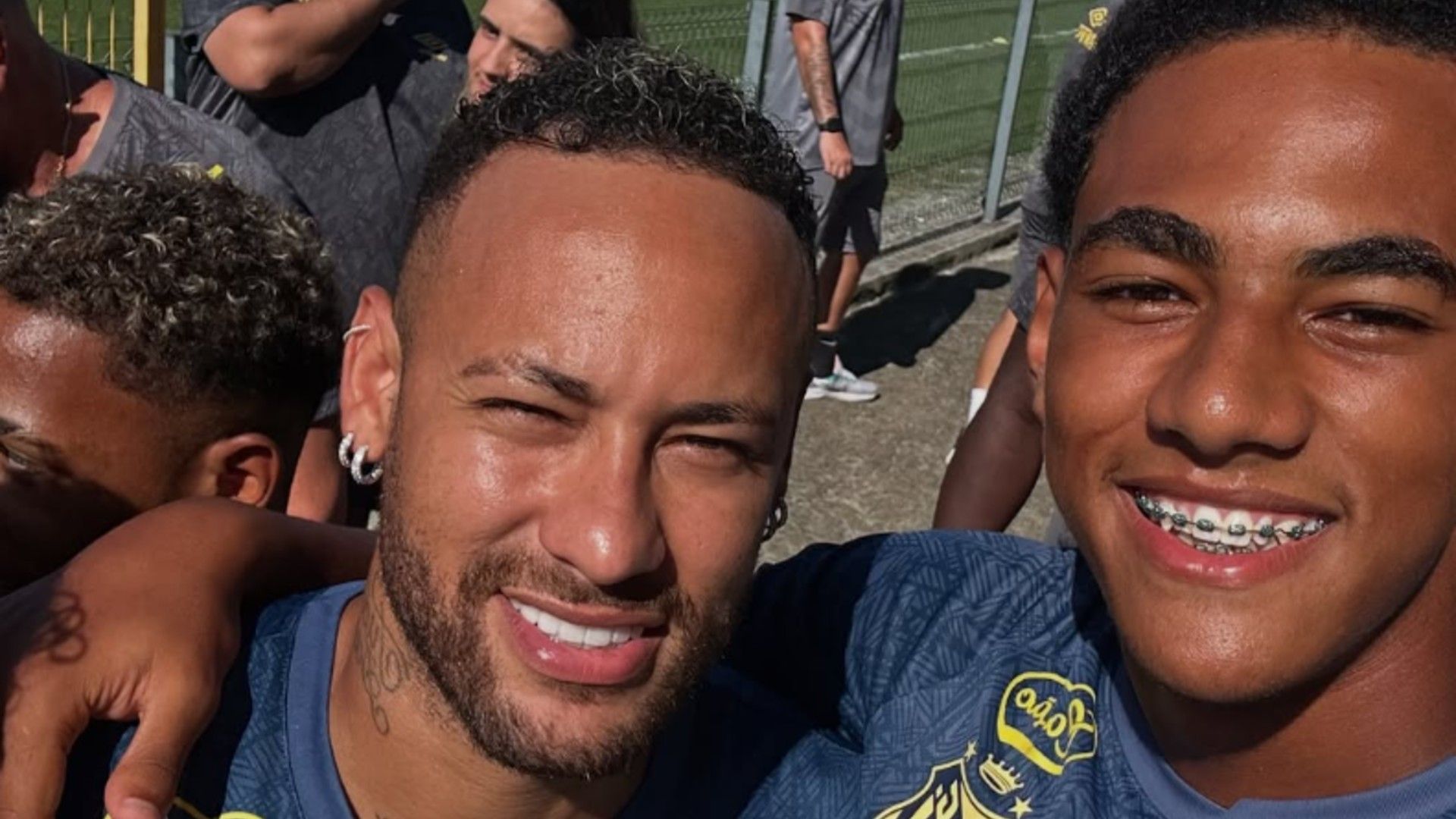 NEYMAR FERNANDO PRADELLA SANTOS 