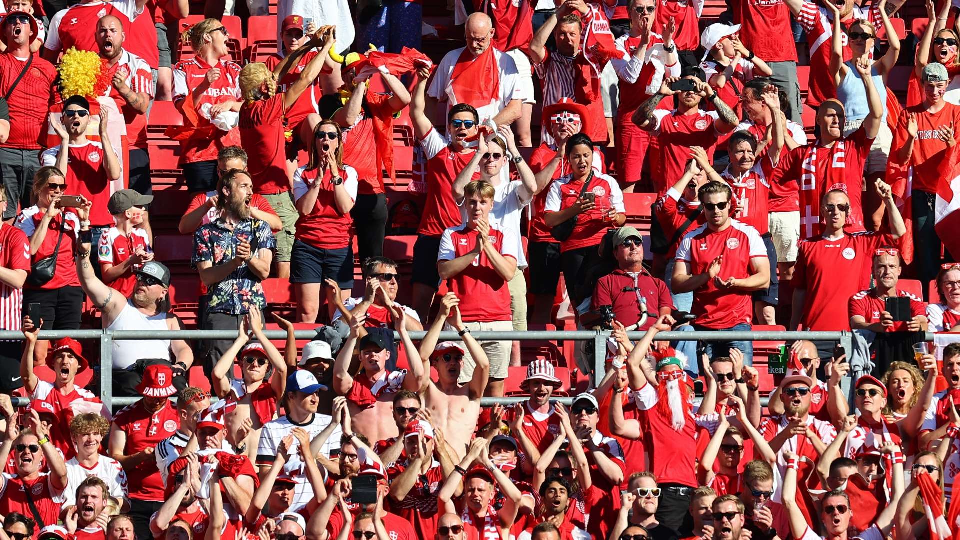 Denmark Belgium Eriksen tribute Euro