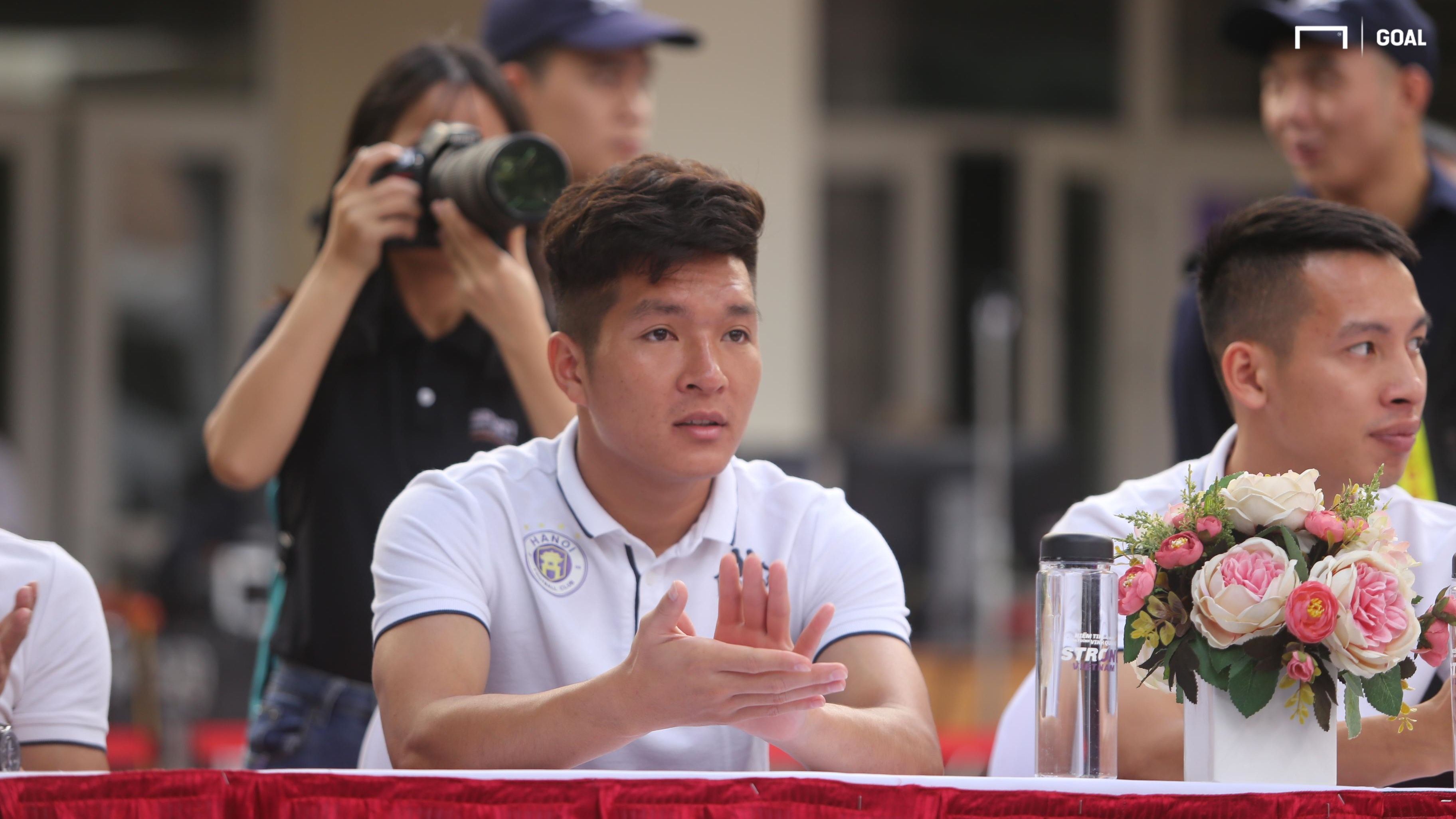 Ha Noi Football Club joining Strong Vietnam event at Nam Trung Yen School | 21 October 2019