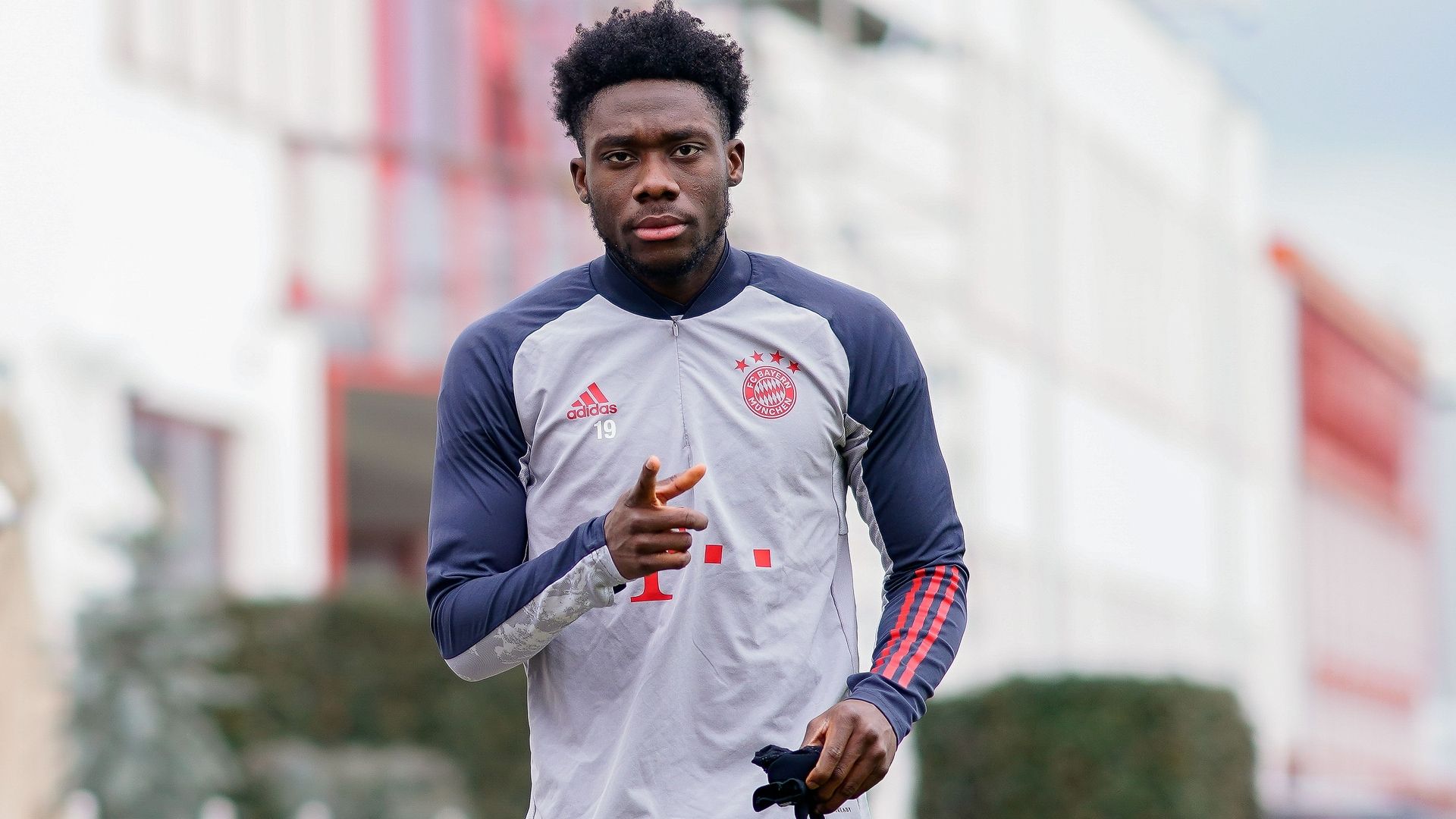 Alphonso Davies 2020-21
