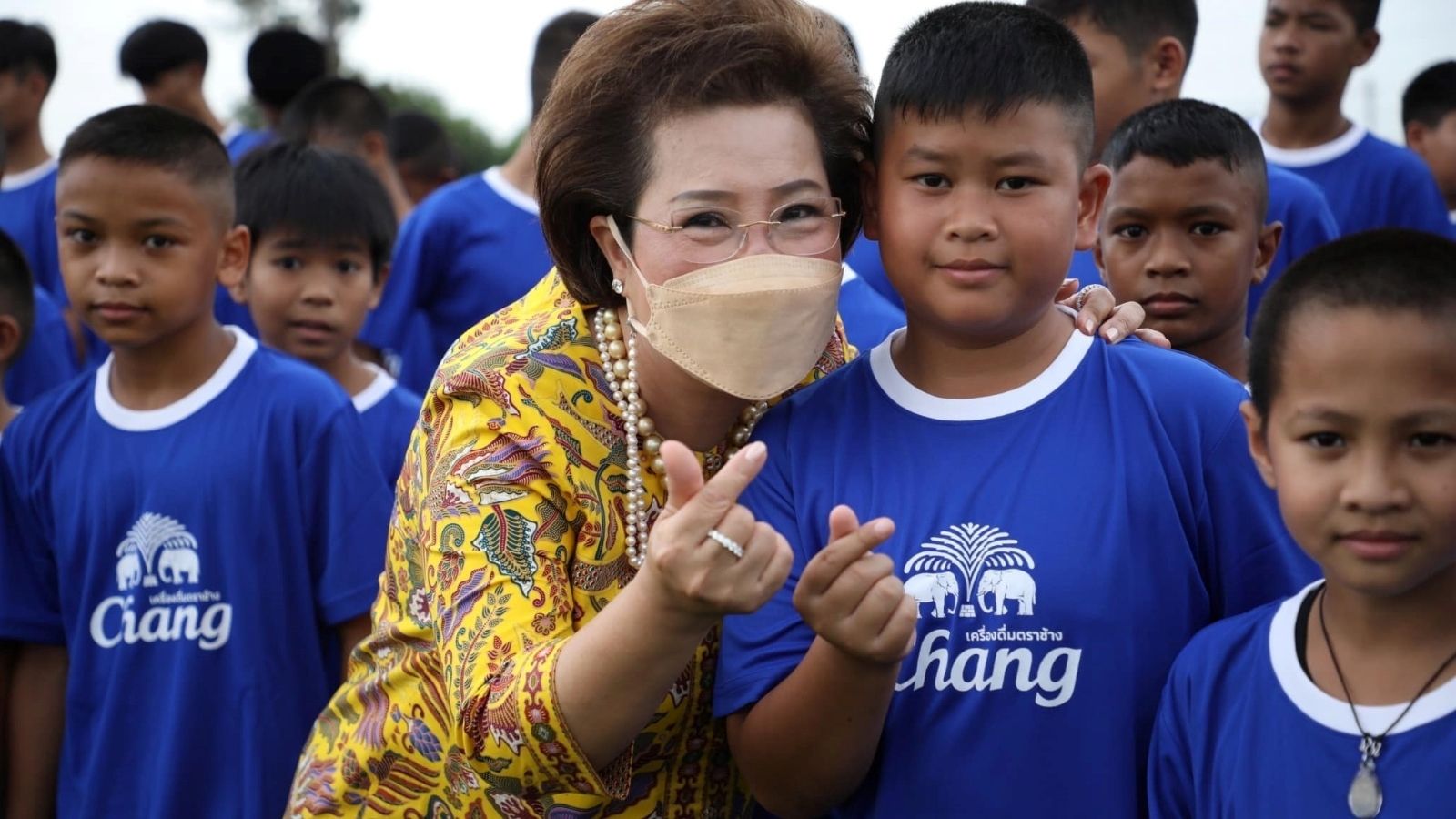 ช้าง เอฟเอ คัพ ฟุตบอล คลินิก 