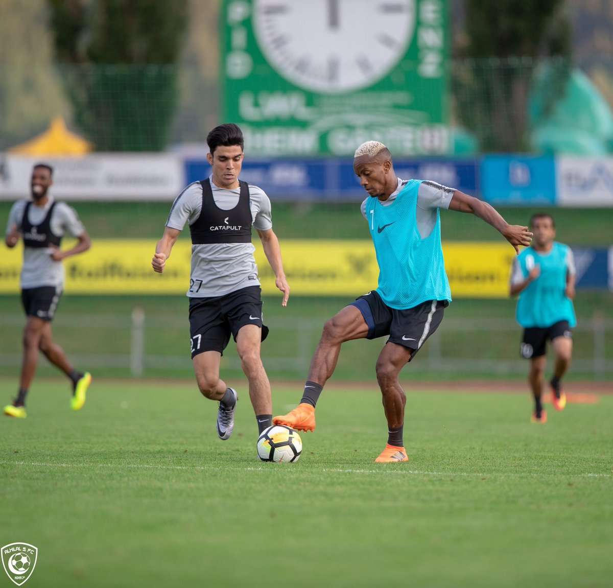 كاريلو - أشرف بنشرقي