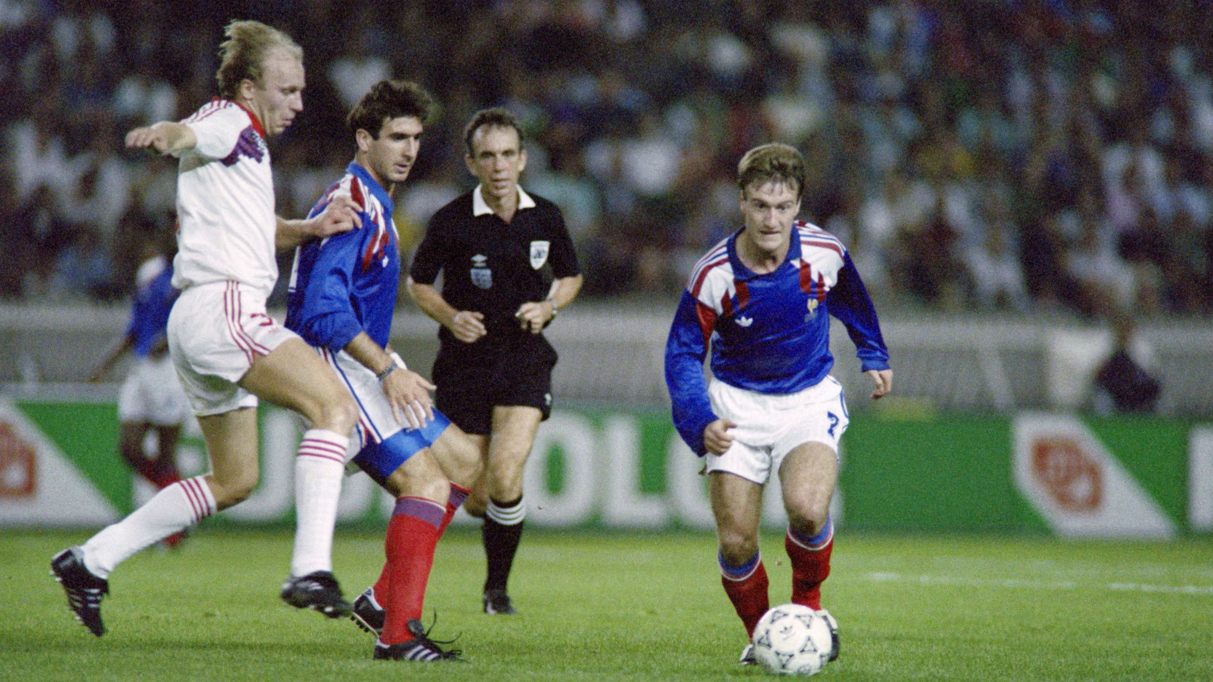 09070afbdc9fa8055559f0d9586e3d7374243699