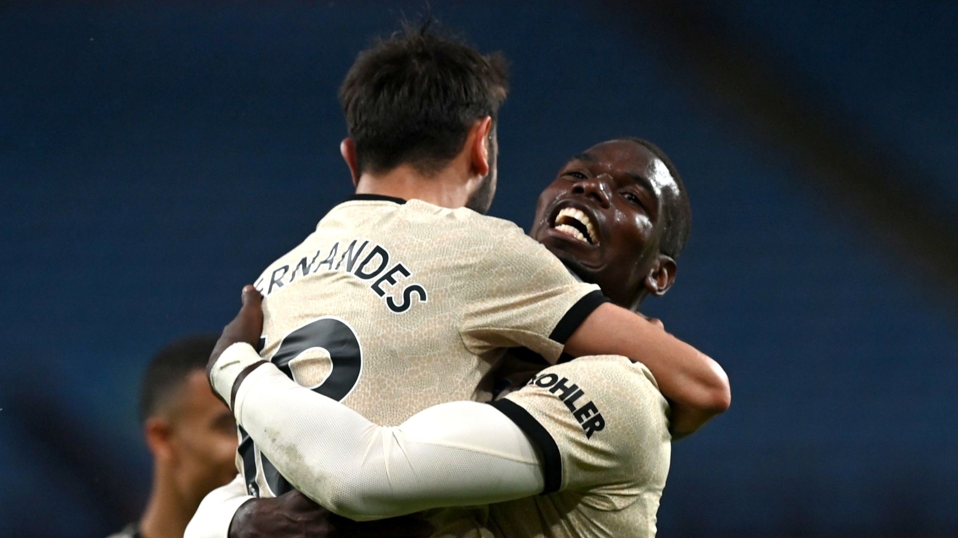 Bruno Fernandes, Paul Pogba, Man Utd