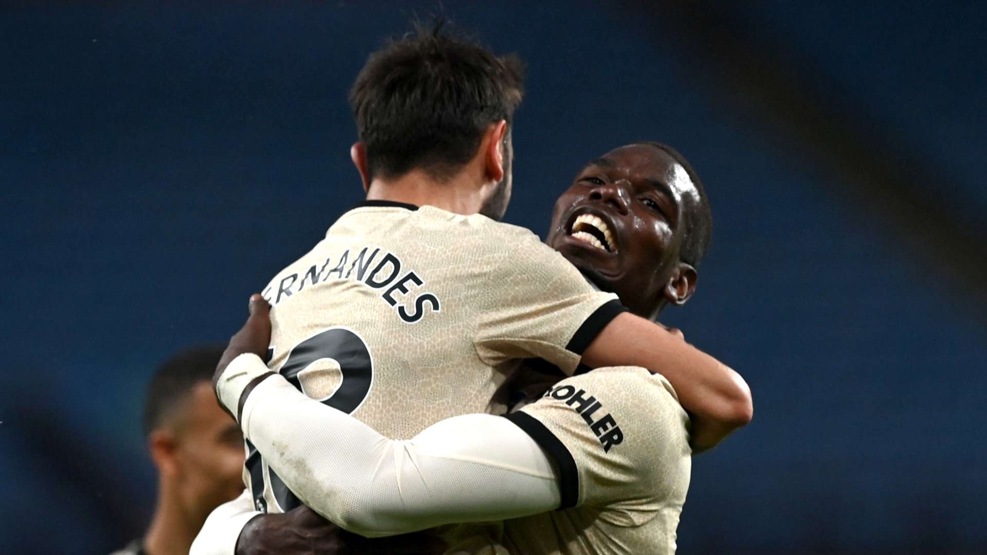 Bruno Fernandes, Paul Pogba, Man Utd