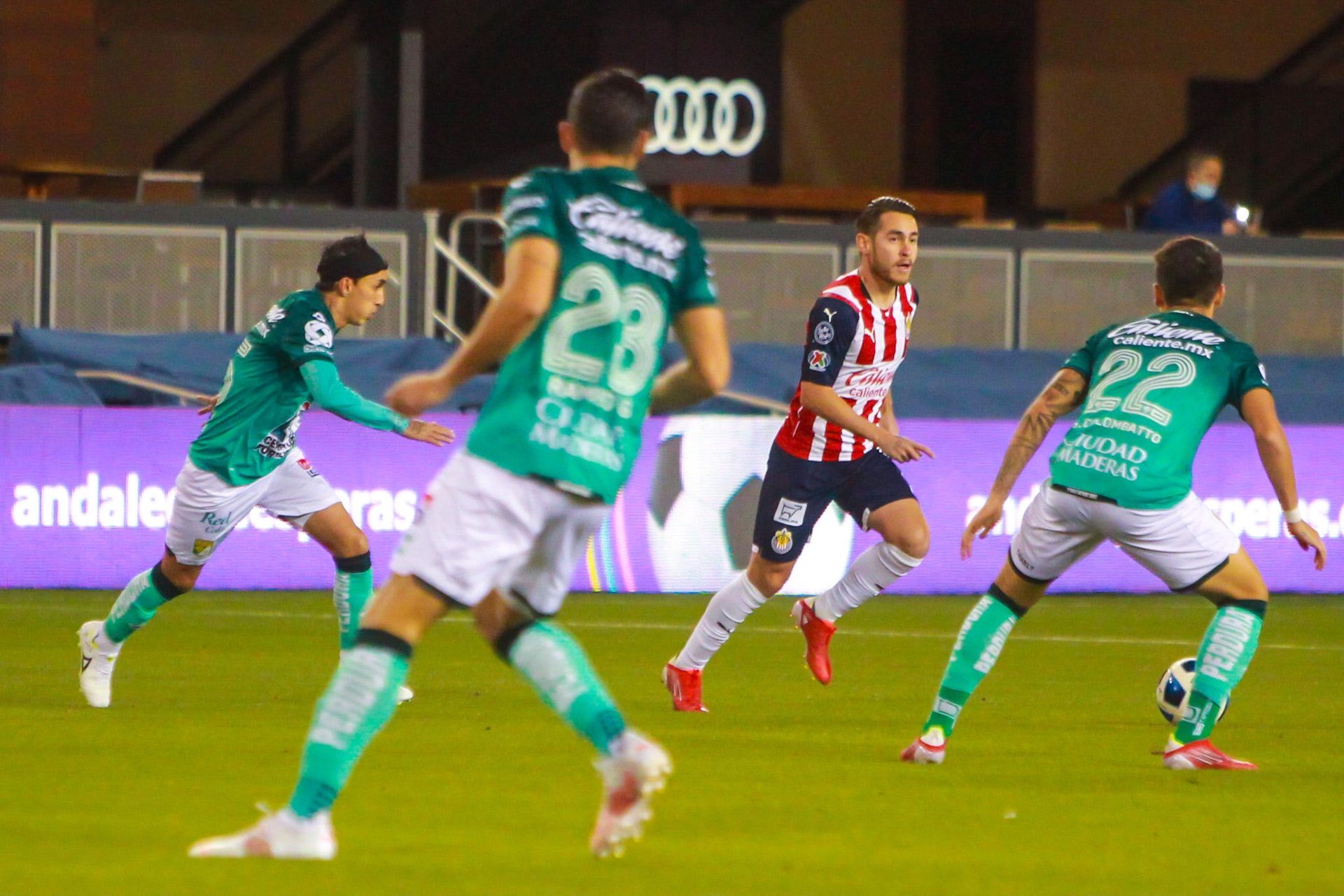 Jesús Angulo Chivas León Amistoso 2021