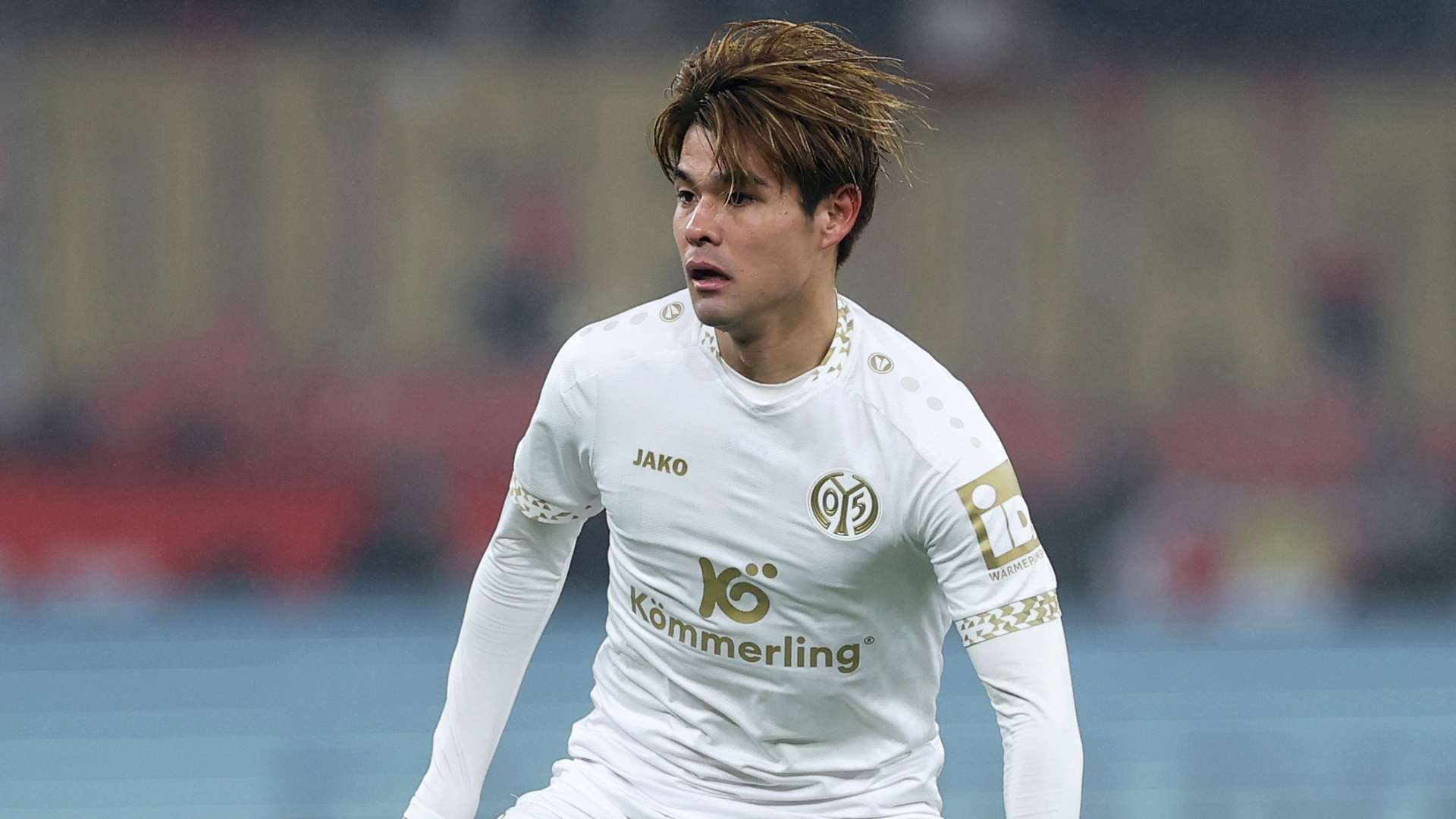 中盤の支配者”佐野海舟、マインツ先制点の起点となり快勝に貢献…現地メディアは高評価「圧倒的な存在感」 | Goal.com 日本