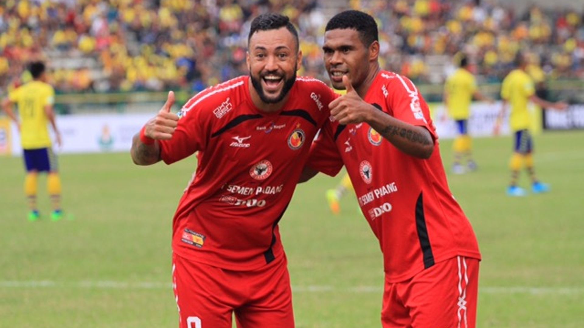 Vendri Mofu & Marcel Silva Sacramento - Semen Padang