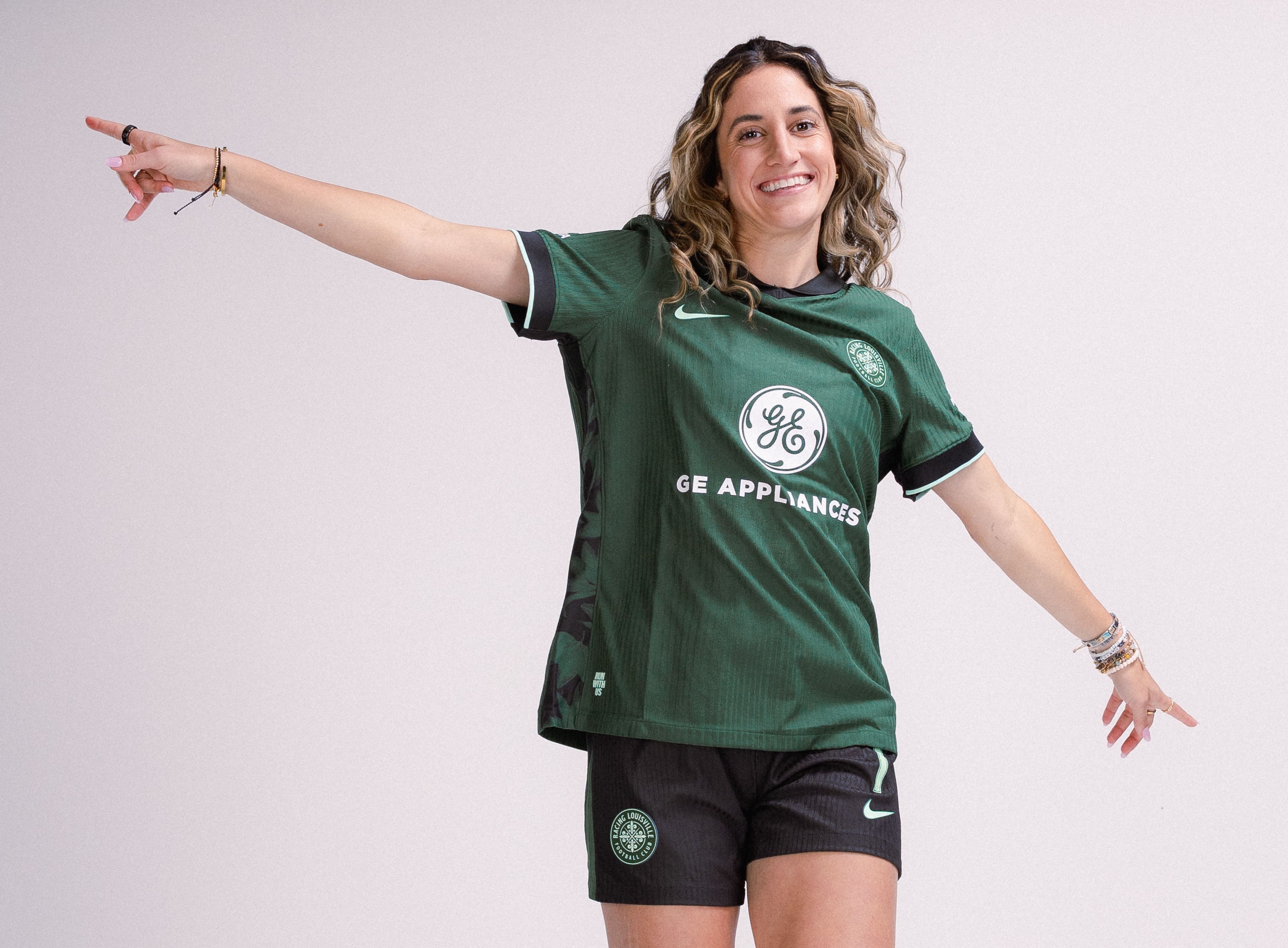 Racing Louisville FC, Savannah DeMelo