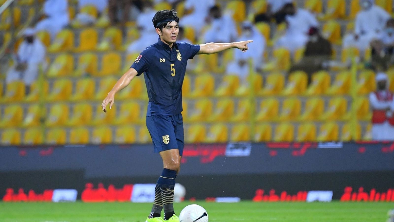 สถาพร แดงสี