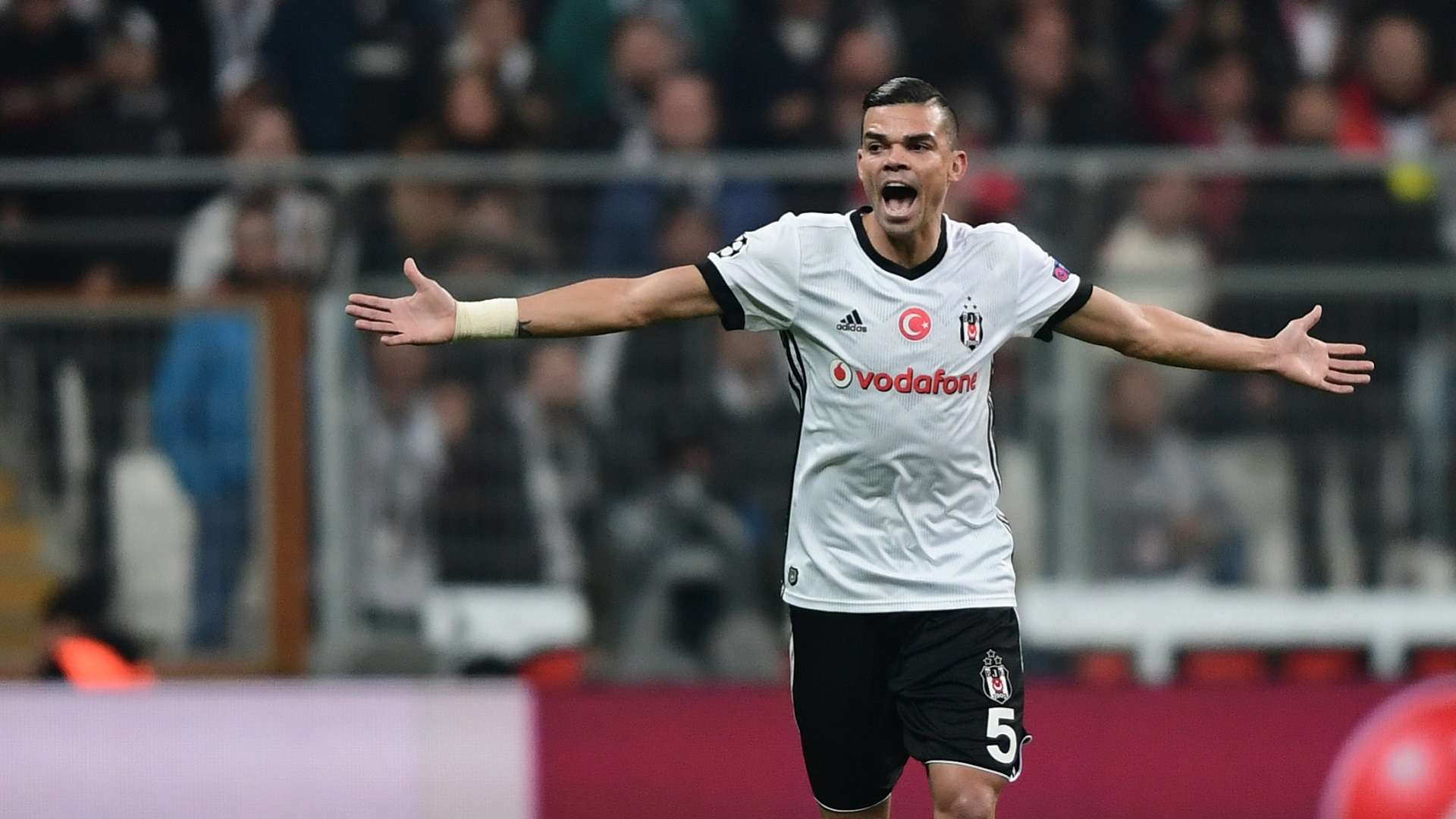 2019-01-05 Pepe Besiktas