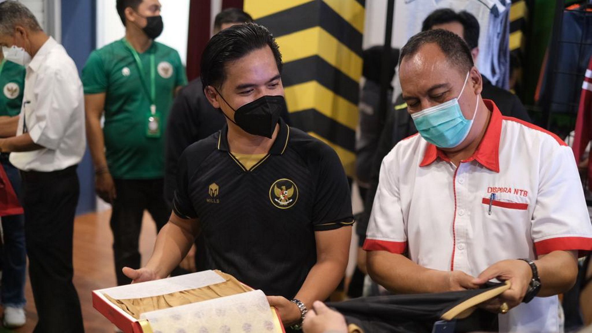 Direktur marketing Mills, Steven.