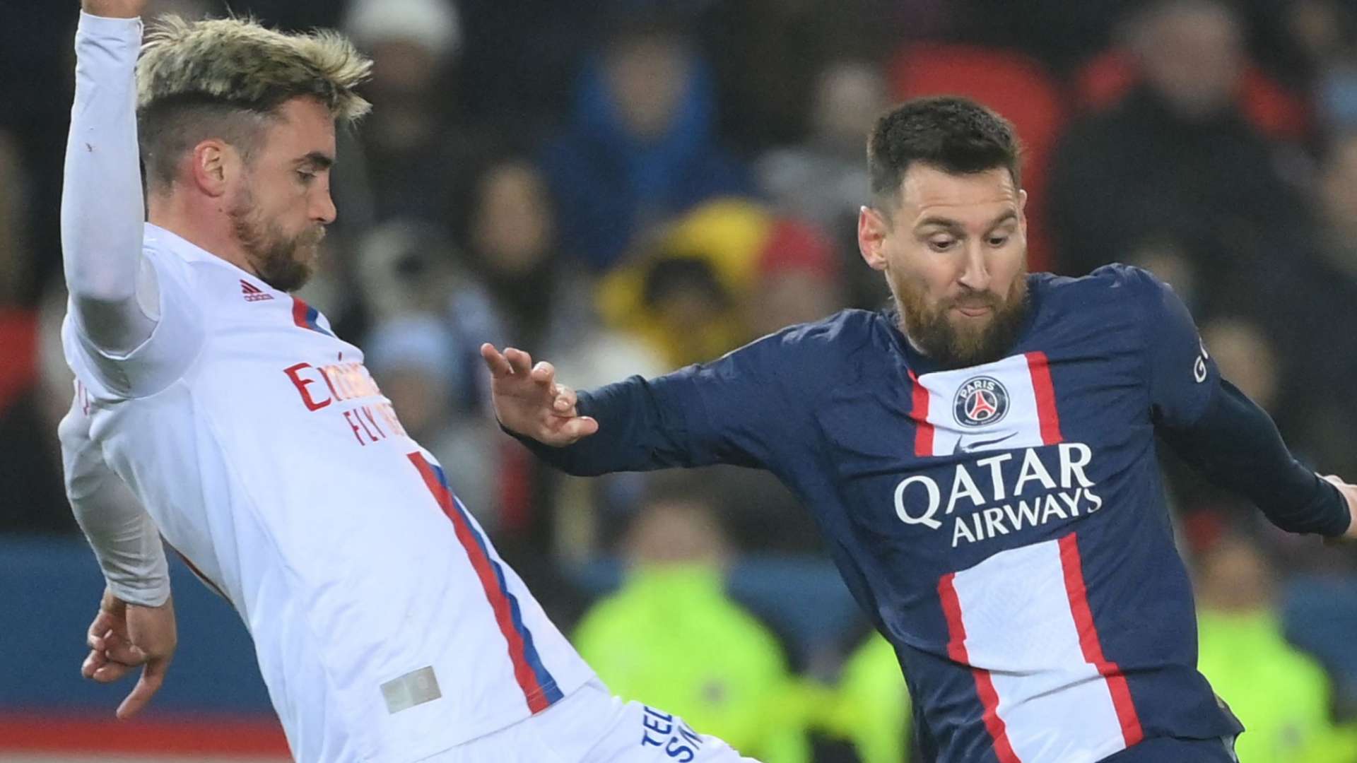 Nicolas Tagliafico Lionel Messi Lyon PSG 2022-23