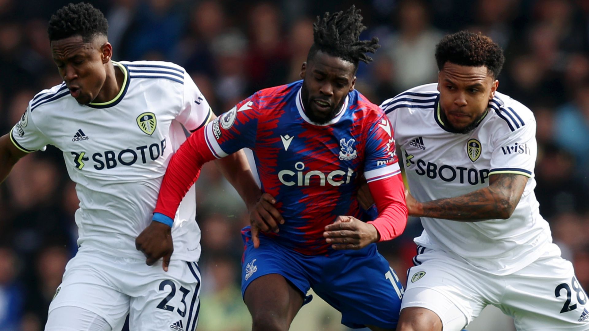 Weston McKennie Leeds Crystal Palace 2022-23