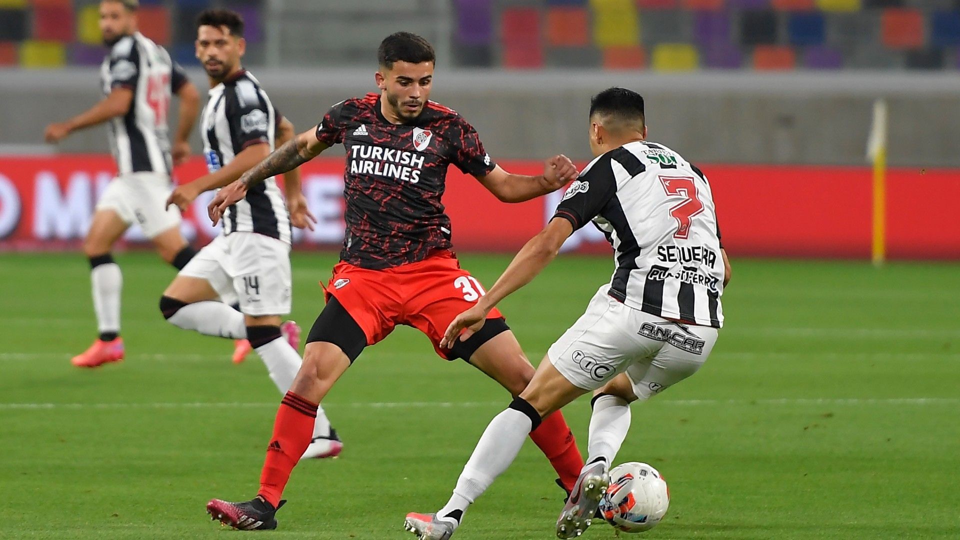 Santiago Simon Leonardo Sequeira Central Cordoba River Plate Liga Profesional 25092021