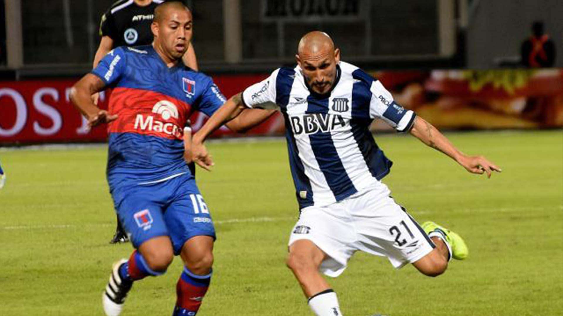 Pablo Guiñazu Iñiguez Talleres de Cordoba Tigre Primera Division 05052017