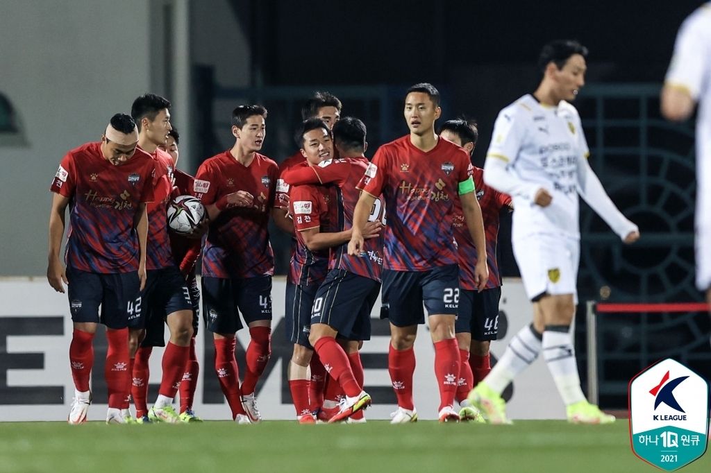 김천 고승범 골