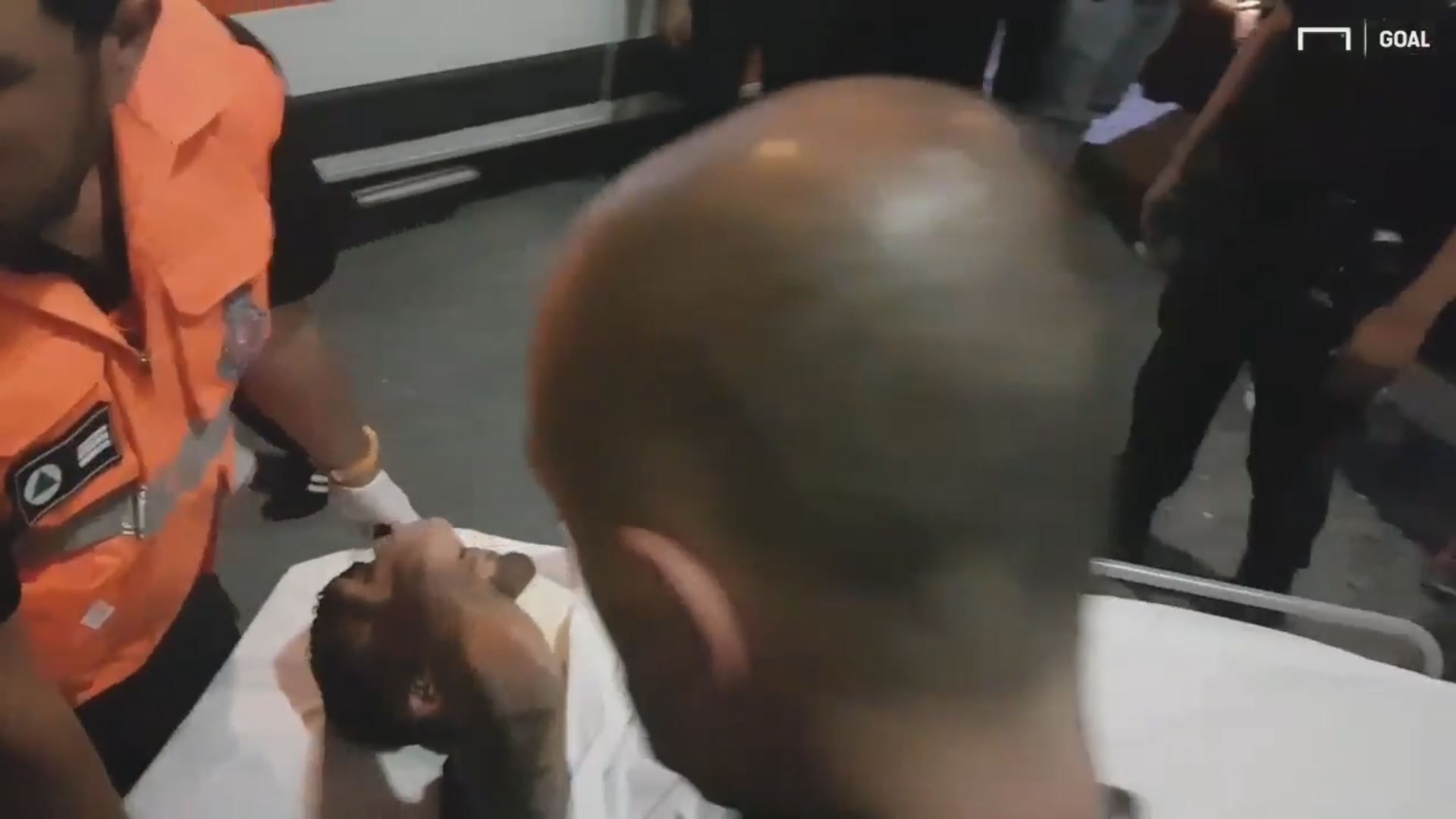 Dani Ceballos camilla