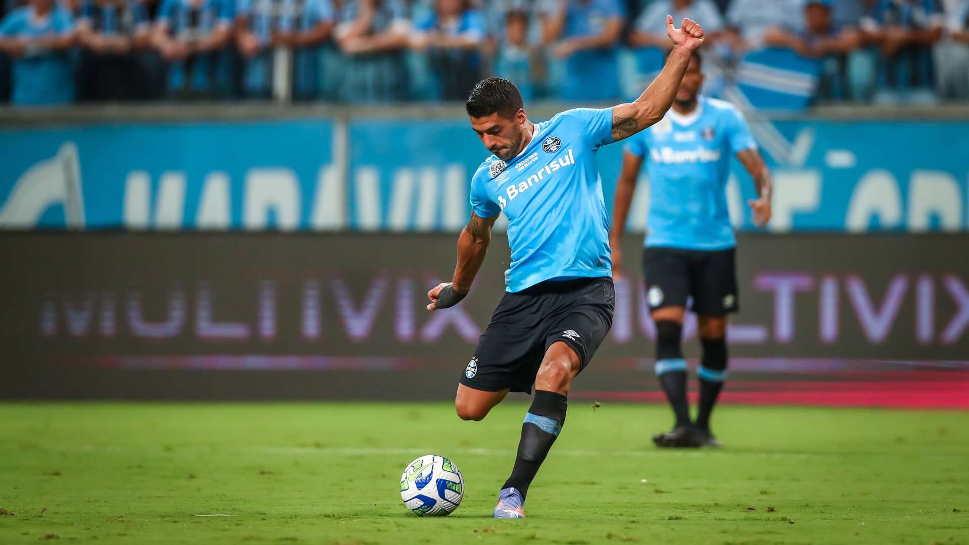 (só slidelist) Luis Suárez perde pênalti em Grêmio 3 x 0 Ferroviário 16032023