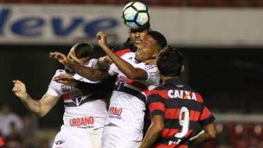Éder Militão São Paulo Vitória Brasileirão 09 06 2017