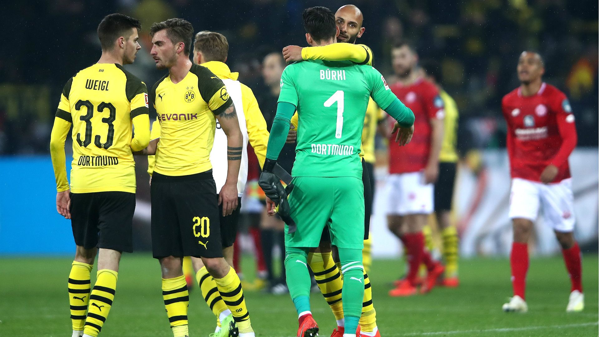 Roman Burki Omer Toprak Borussia Dortmund Mainz Bundesliga 13042019