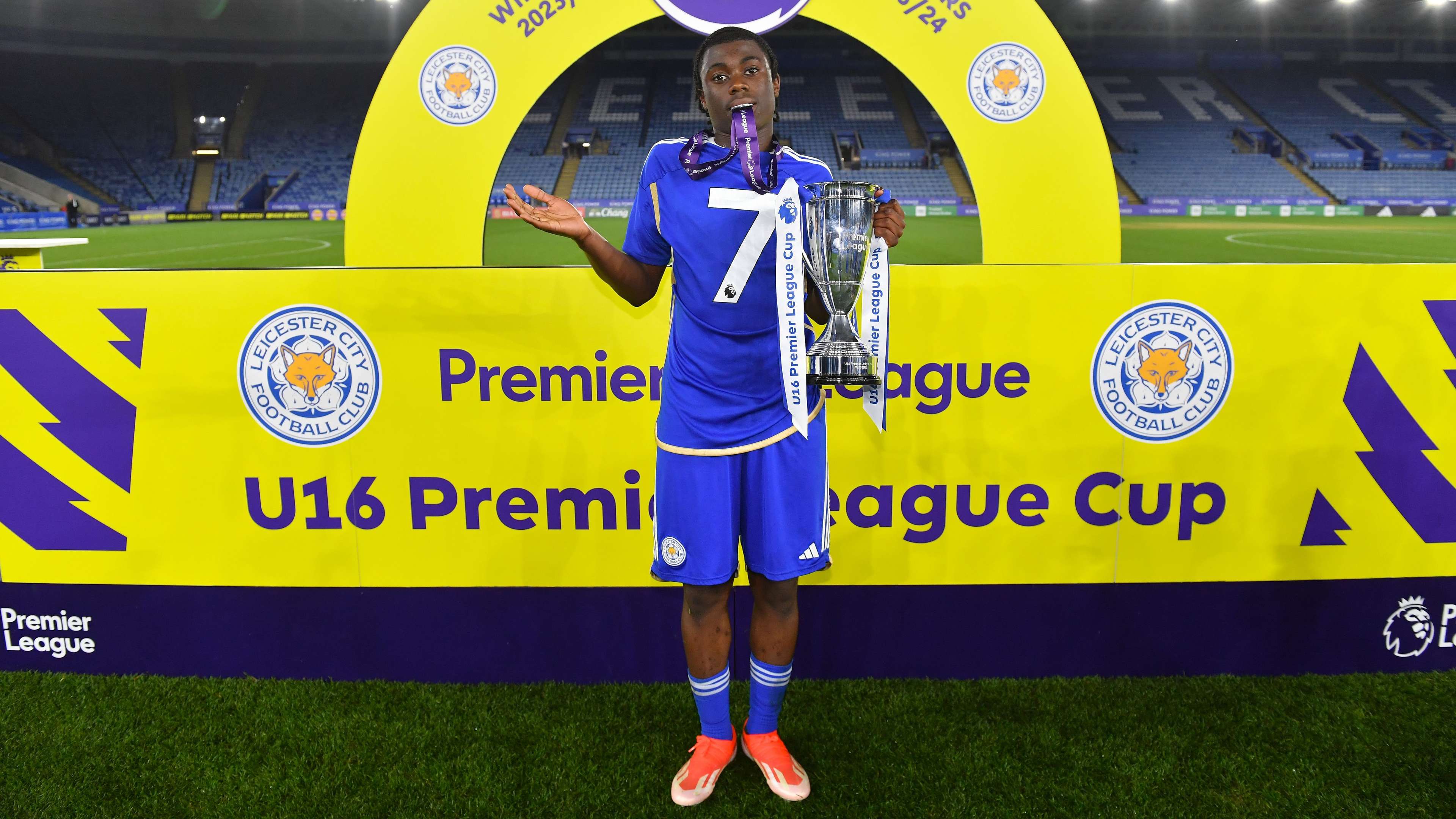 Jeremy Monga Leicester 2023-24