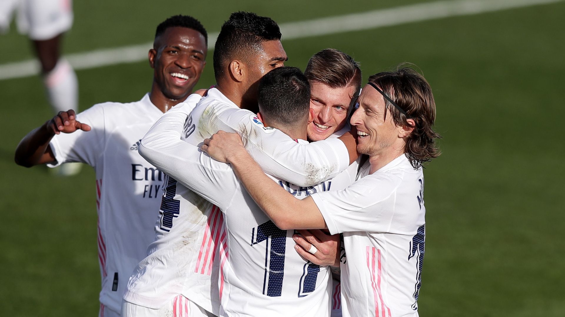 Real Madrid Kroos Valencia 2021