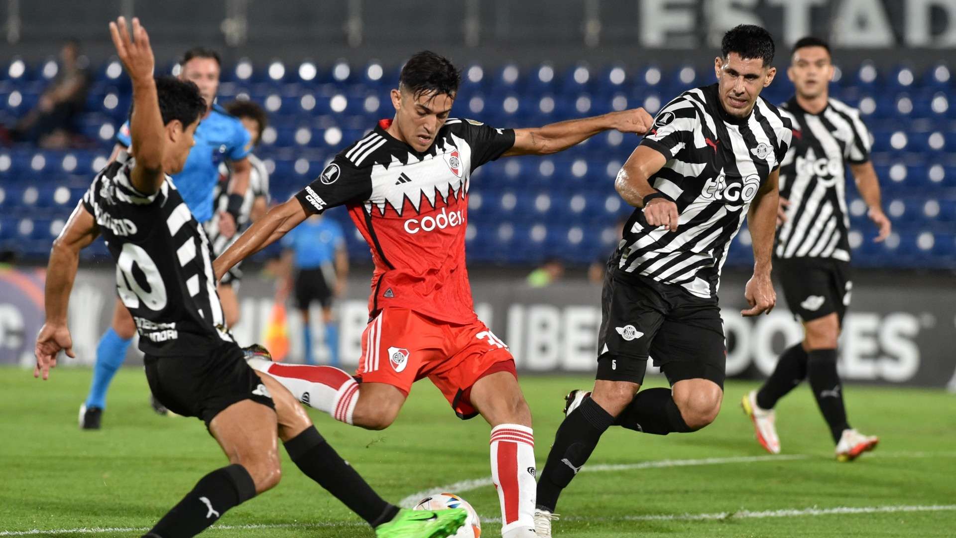 Pablo Solari Libertad River Copa Libertadores 24042024