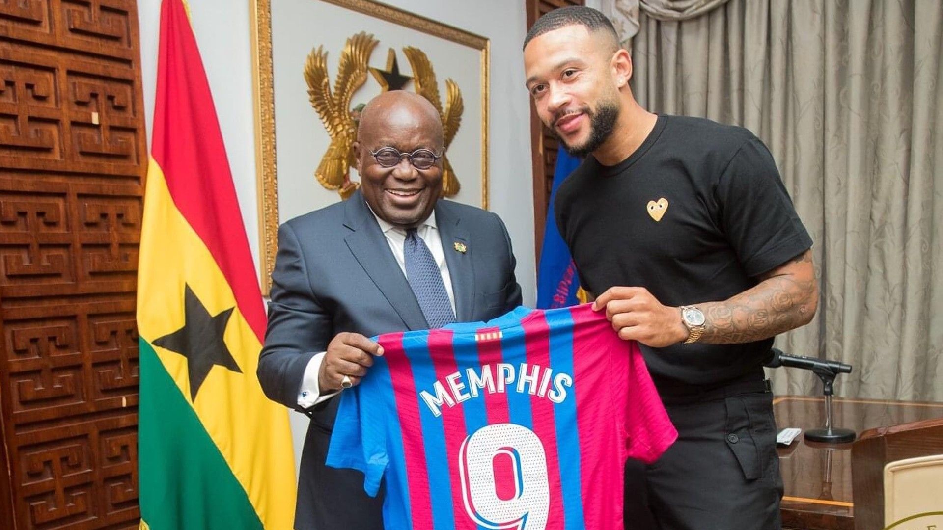 Memphis Depay elated to meet Ghana President Akufo-Addo.