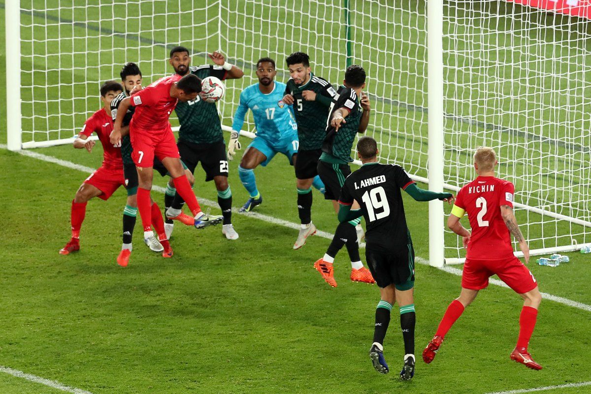 Rustamov's equalizer against UAE