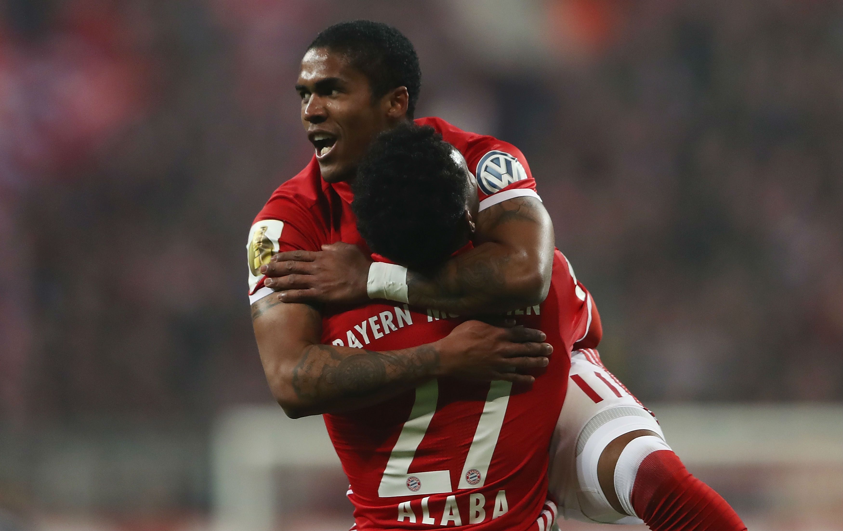 Douglas Costa Bayern Muenchen DFB-Pokal 07022017