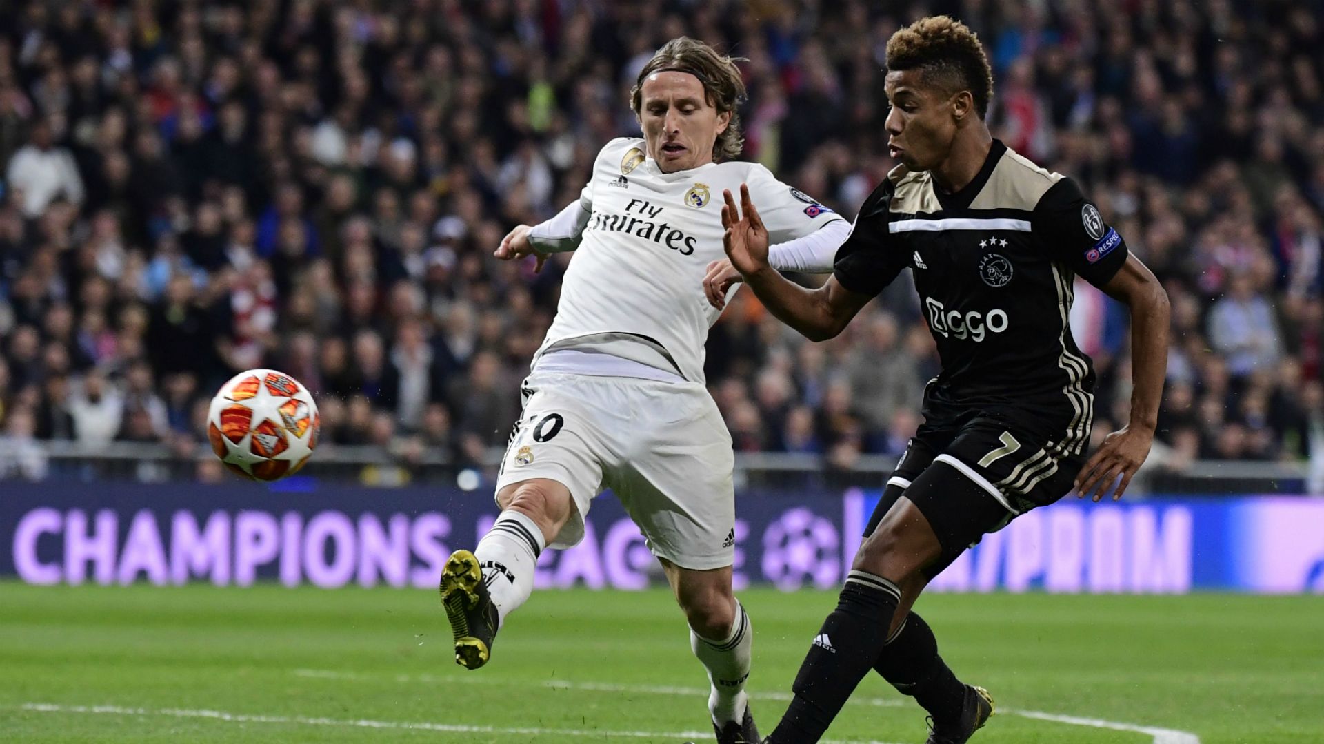 David Neres Luka Modric Ajax Real Madrid Champions League