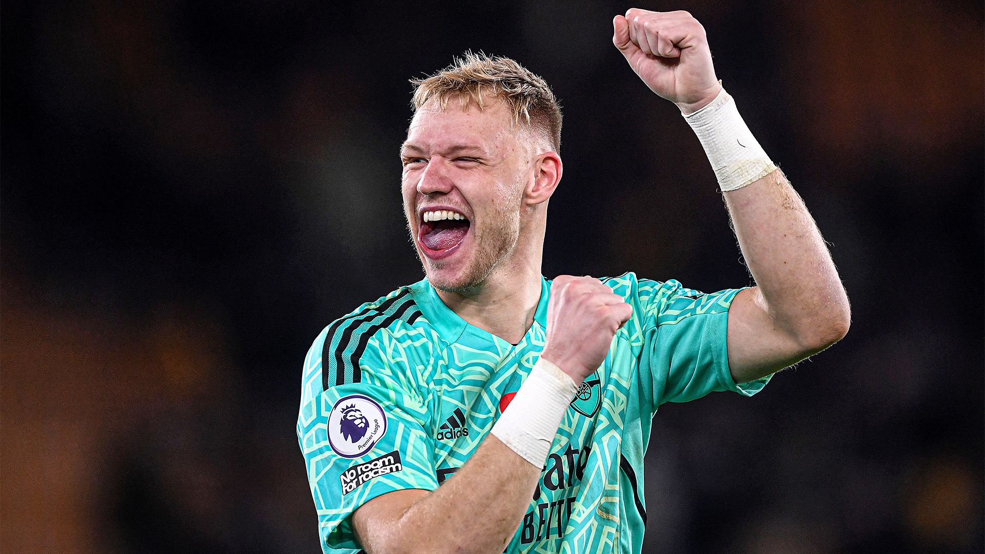 Aaron Ramsdale celebrate 2022-23