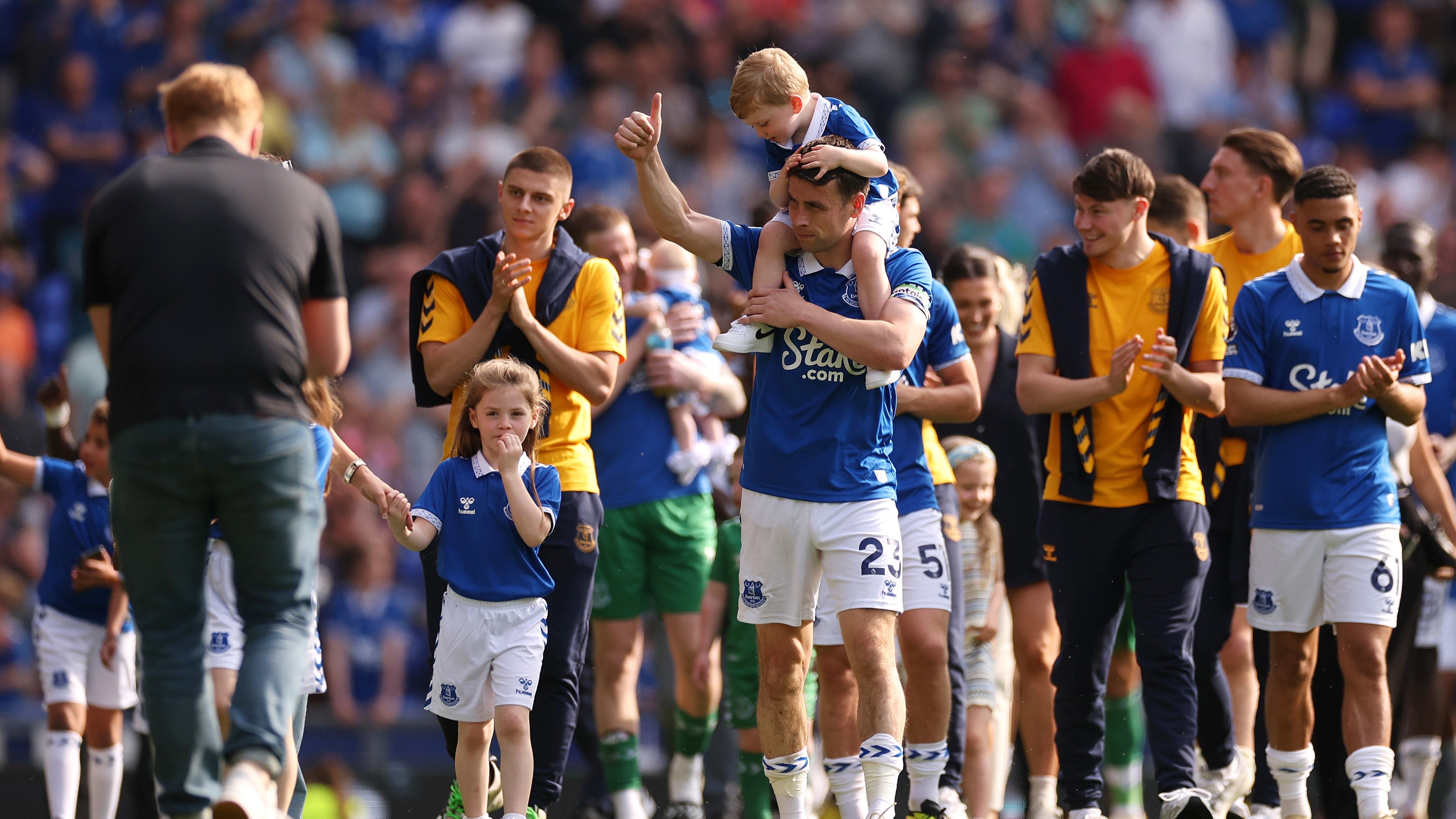 Everton applauding fans