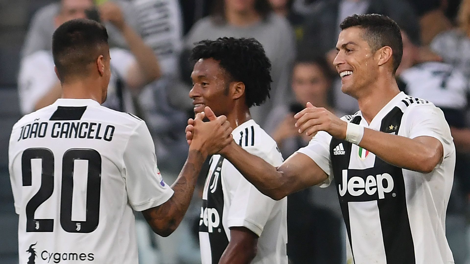Joao Cancelo Cristiano Ronaldo Juventus Turin 20102018