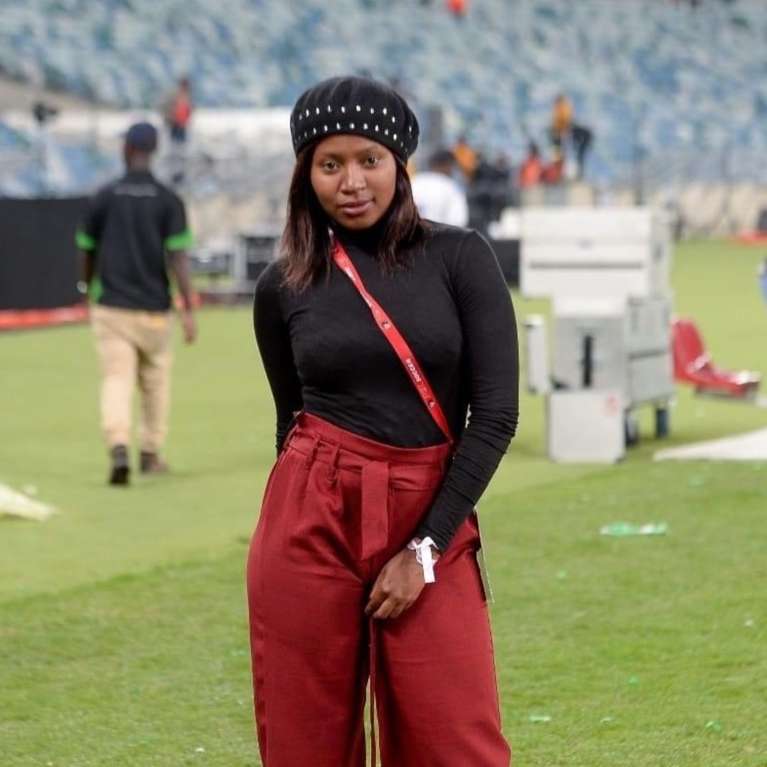 Sinolwetu Tompela author image