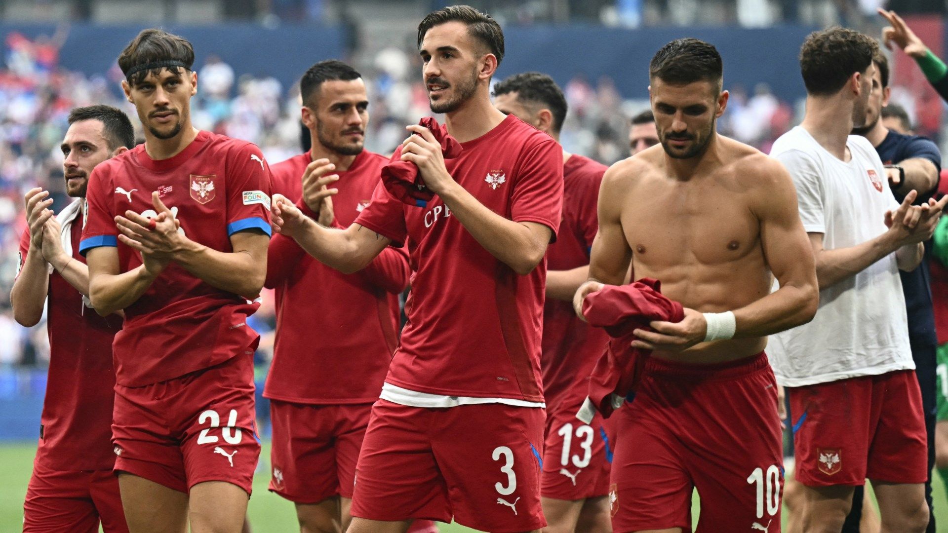 Serbia celebrating after drawing with Slovenia Euro 2024