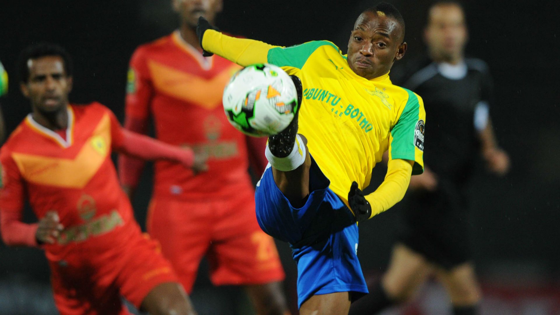 Mamelodi Sundowns, Khama Billiat