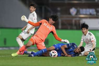 부산 김정호 골키퍼