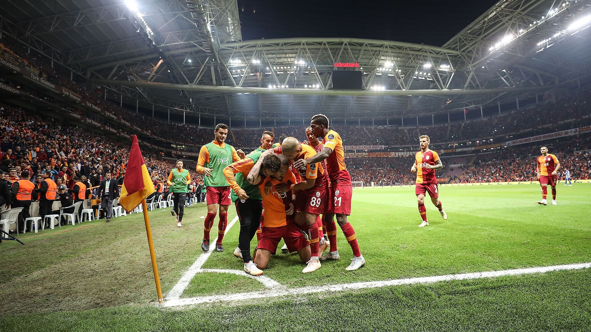 Galatasaray goal celebration 09282018