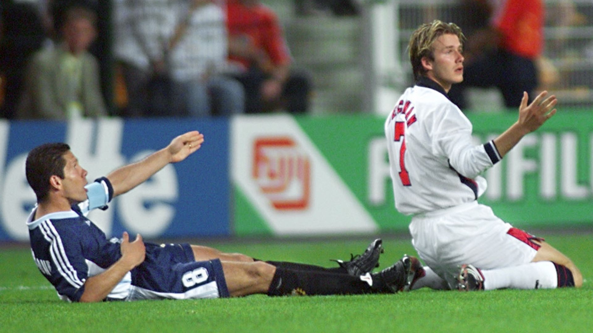 Beckham Simeone England Argentina 1998