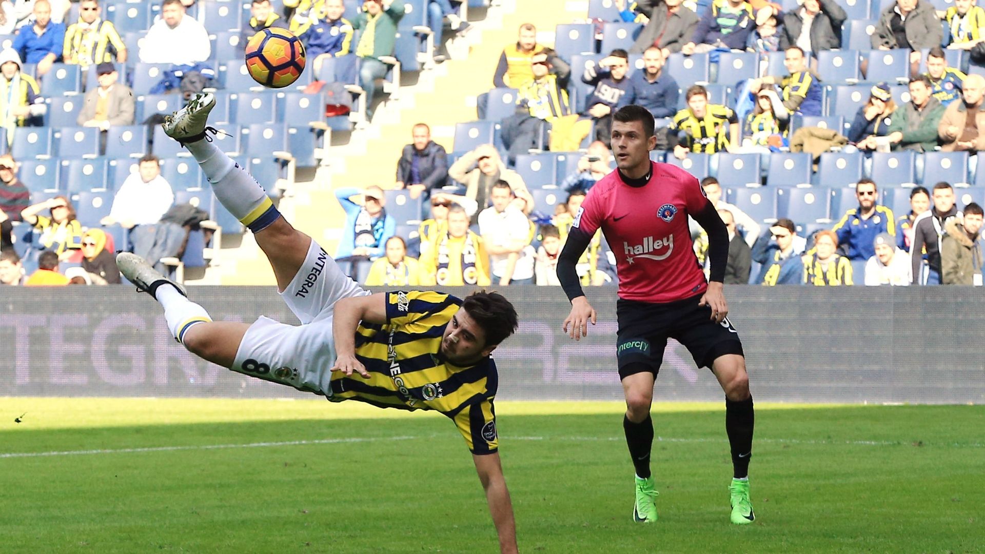 Ozan Tufan Fenerbahce Kasimpasa STSL 02192017