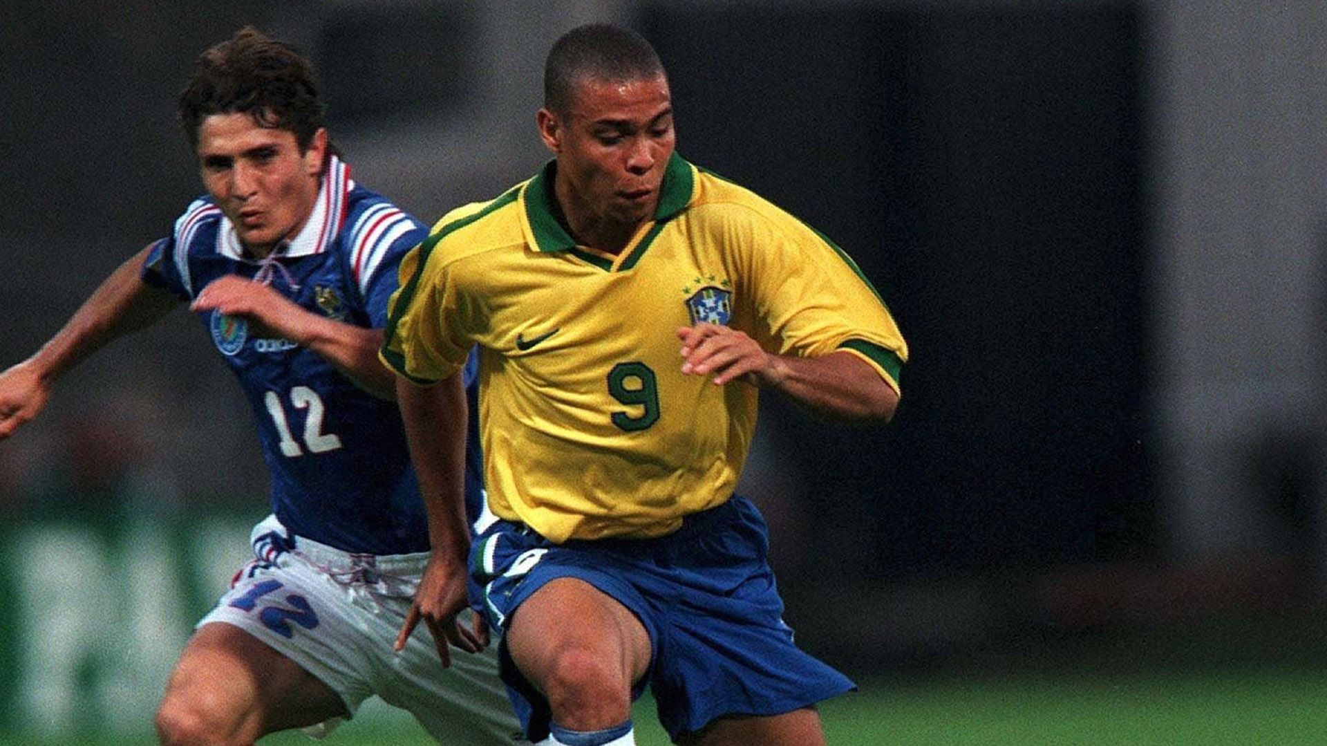 Gallery Ronaldo Nazario Brazil looks 03061997