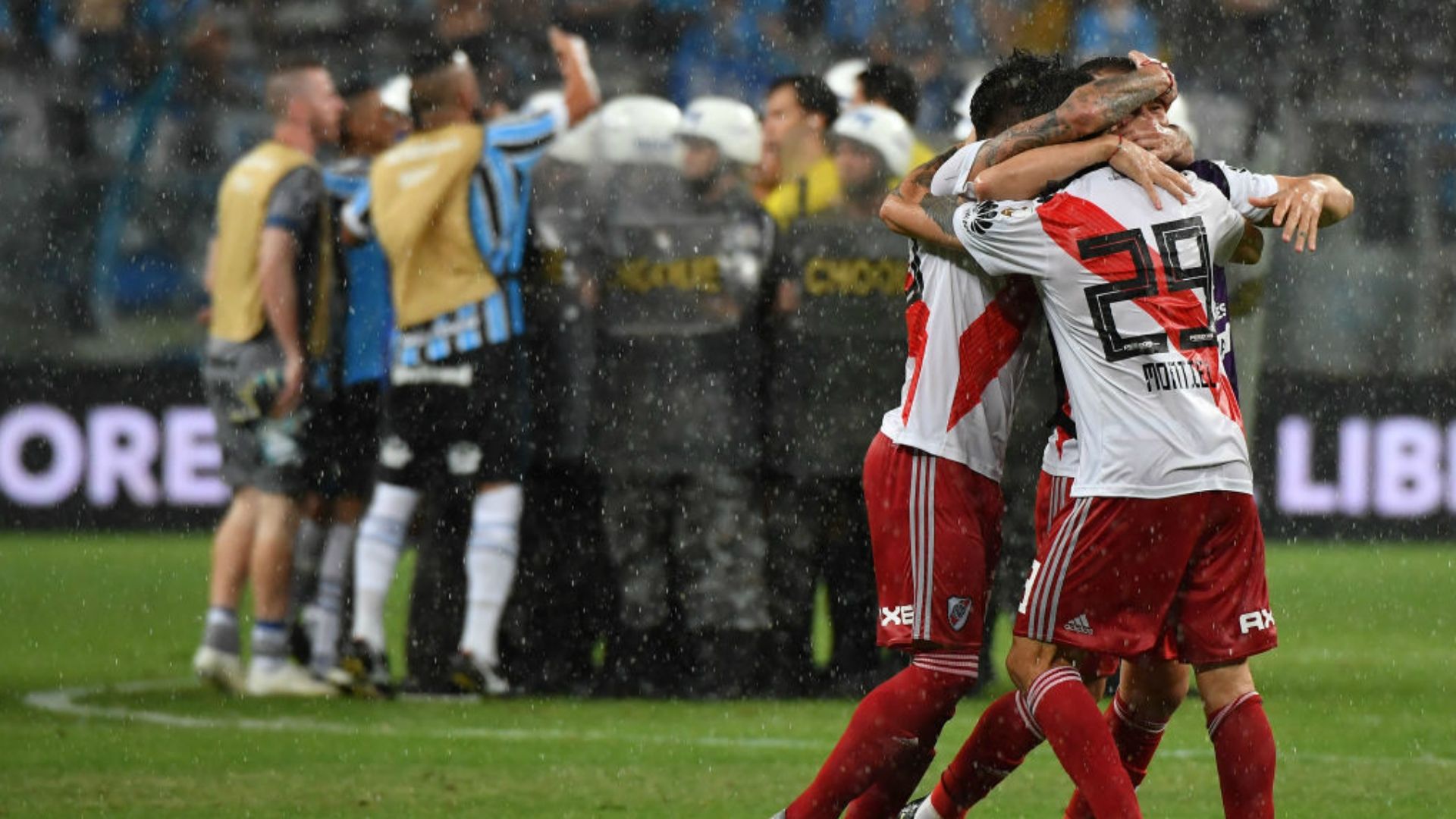Protestos Grêmio River Plate Copa Libertadores 30102018