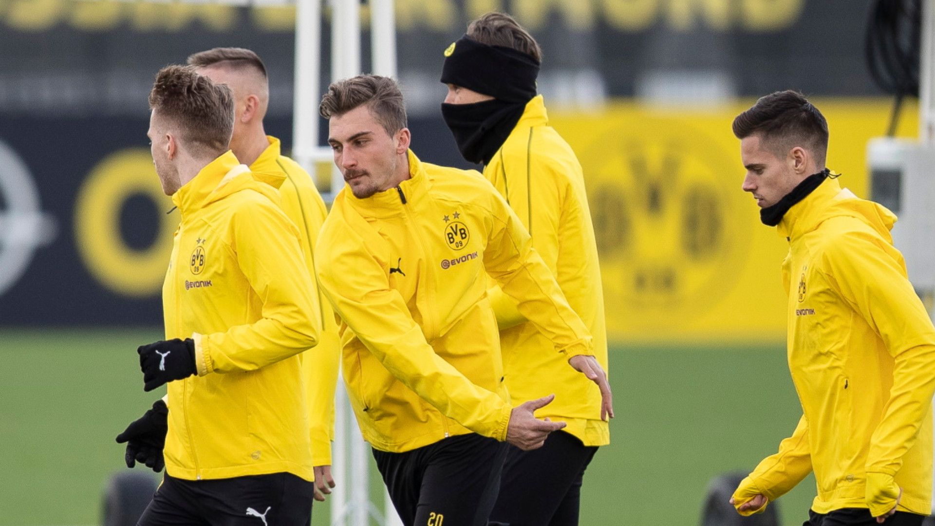 MAXIMILIAN PHILIPP BORUSSIA DORTMUND