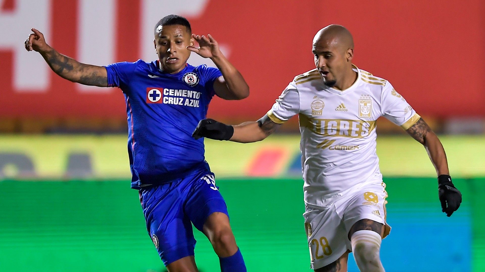 Yoshimar Yotún Chaka Rodríguez Cruz Azul Tigres 240221