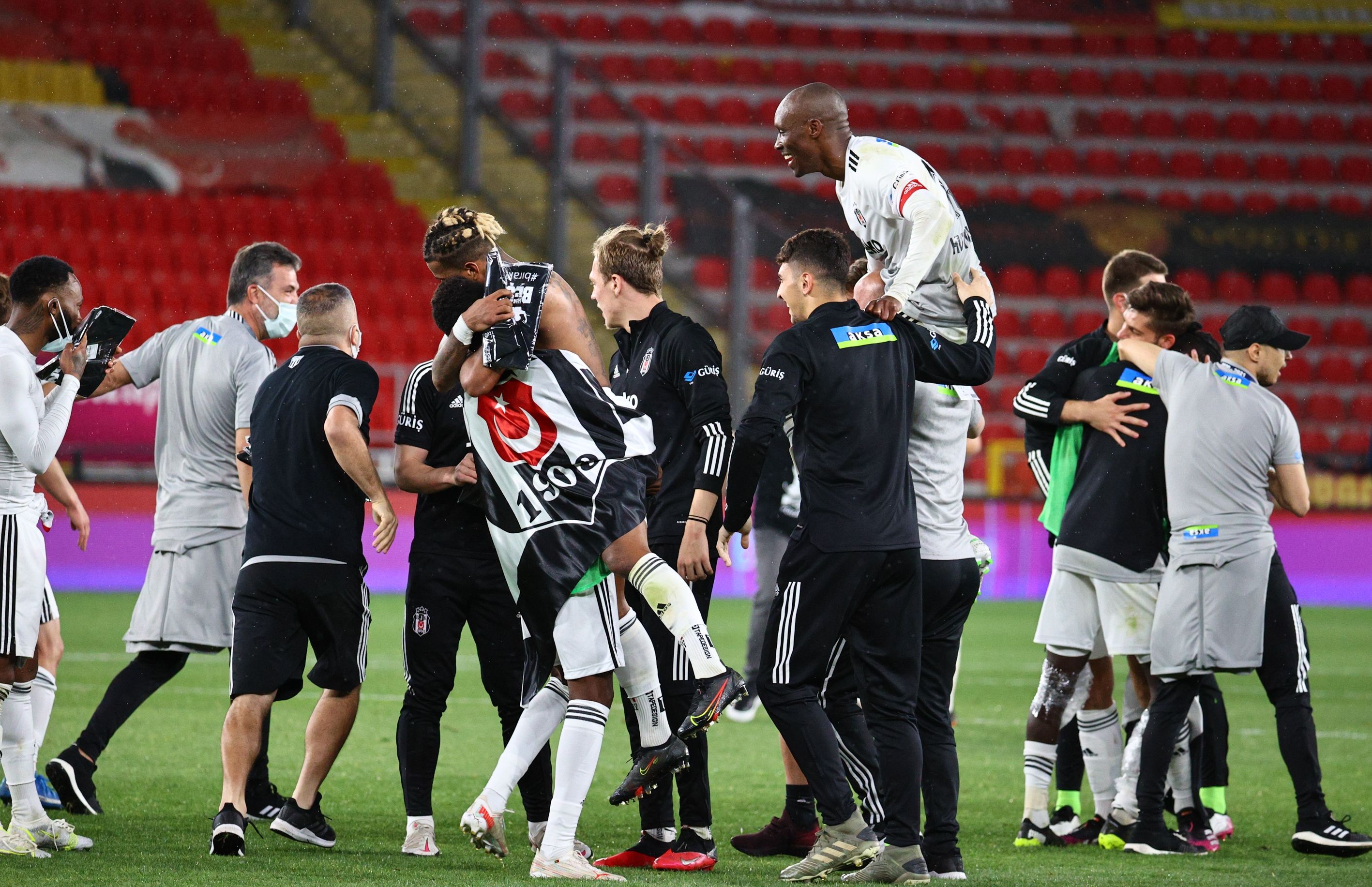 Goztepe vs Besiktas. 05.16.2021