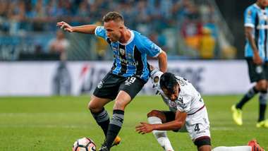 Arthur Jose Gomez Gremio Lanus Copa Libertadores 22112017