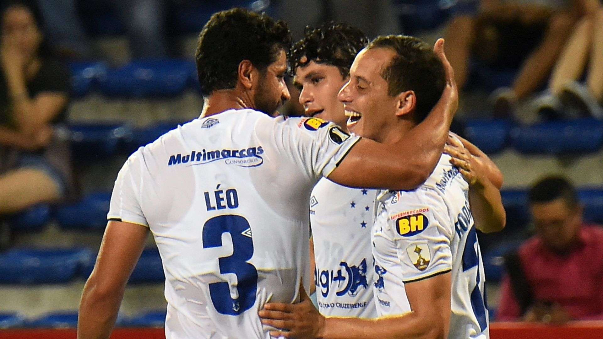 Léo Rodriguinho Emelec Cruzeiro Copa Libertadores 03042019