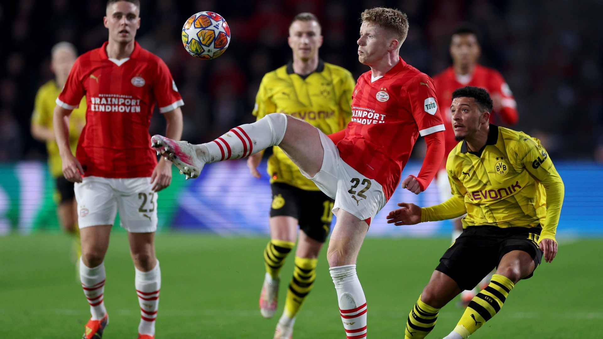 Jerdy Schouten PSV Borussia Dortmund Champions League 2023-24